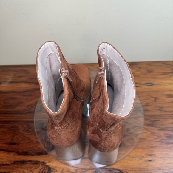 BP Keyla Platform Bootie in Tan Chestnut - Picture 8 of 16